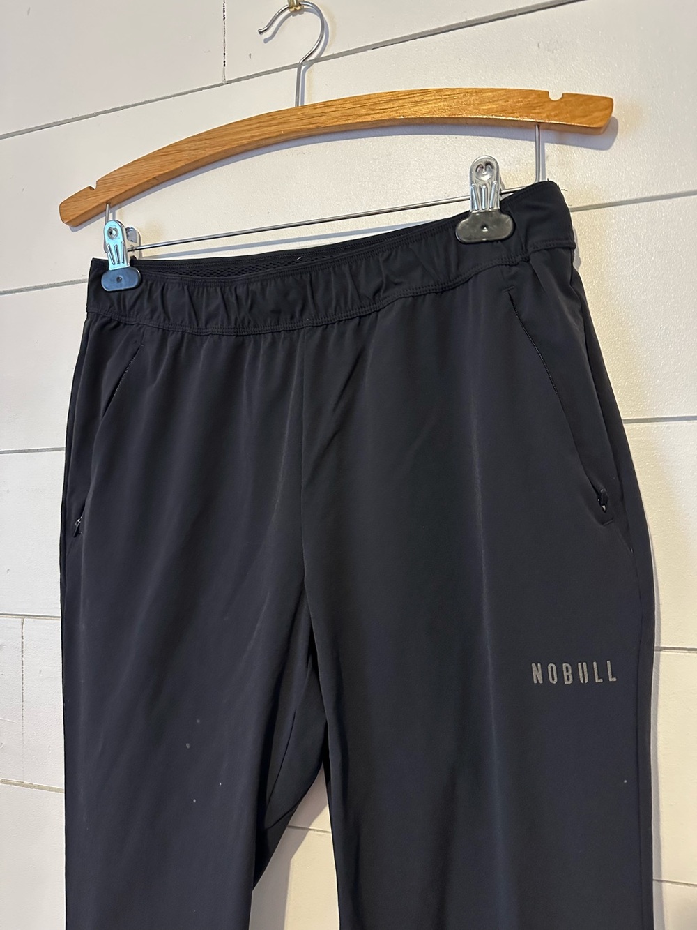 NOBULL Nylon Athletic Zip Ankle Jogger